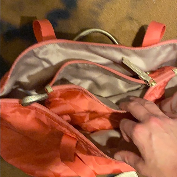 RARE COLOR Coach getaway nylon large tote - Picture 4 of 6